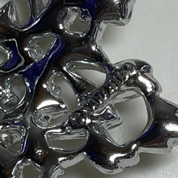 Sarah Coventry Snowflake Rhinestone Pin - Picture 6 of 6